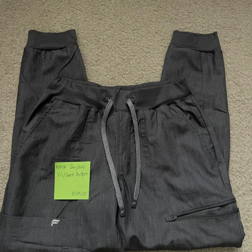 Figs / fabletics scrubs - Picture 8 of 9